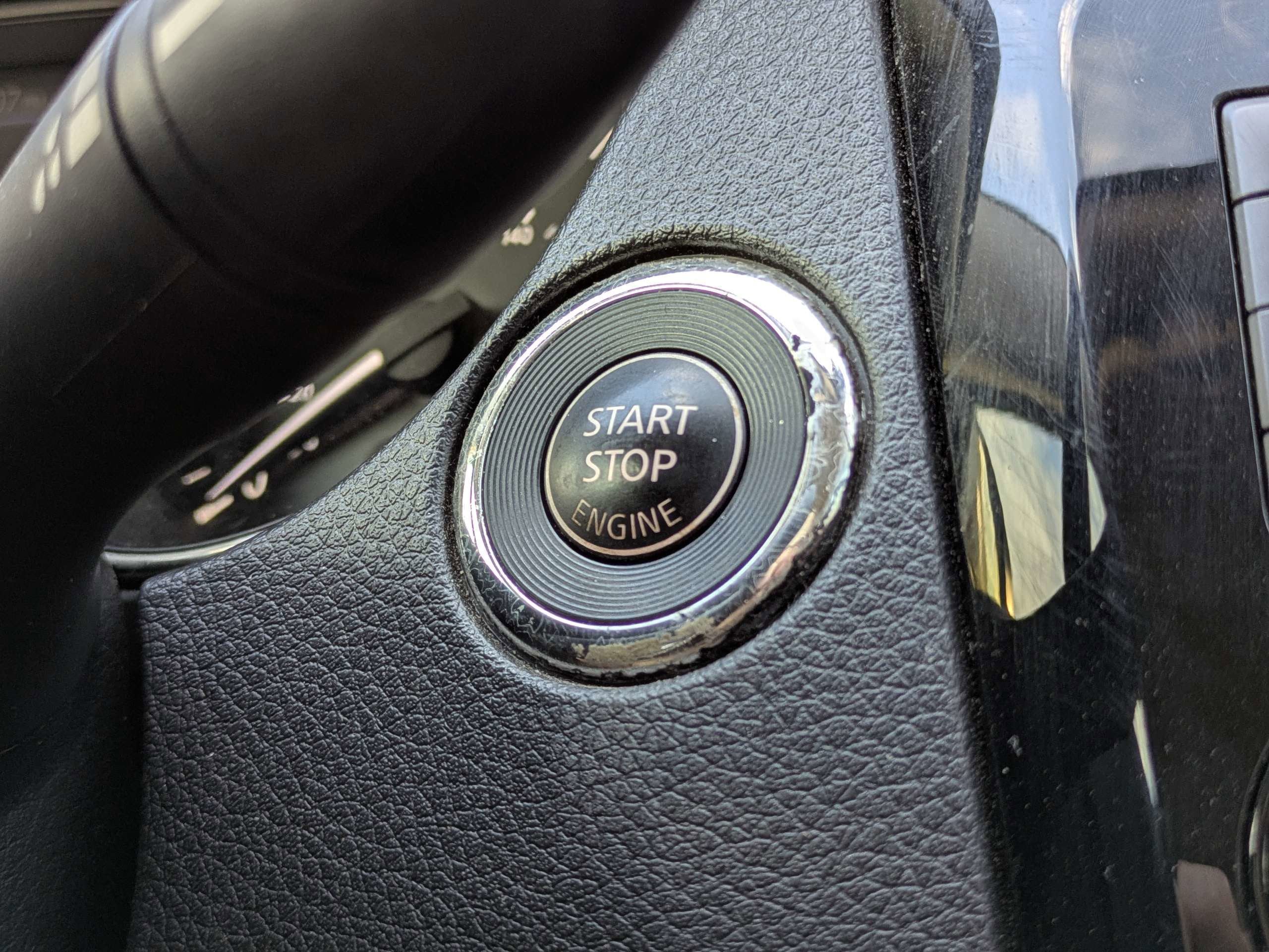 2020 Nissan Rogue SV FWD