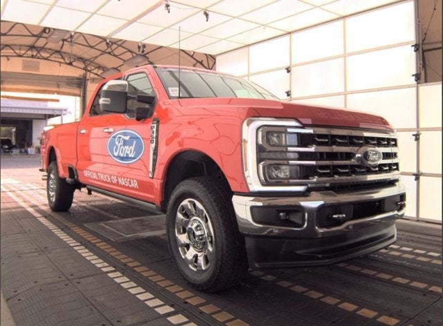 2024 Ford Super Duty F-350 SRW LARIAT