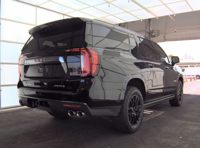 2023 GMC Yukon XL AT4