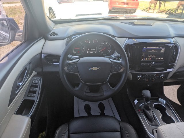 2022 Chevrolet Traverse LS