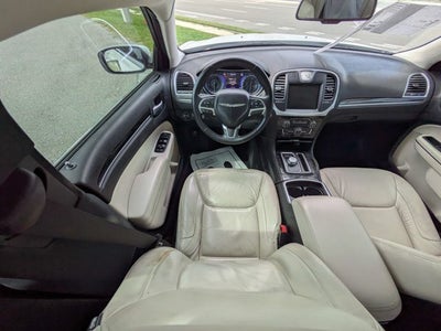 2015 Chrysler 300 Limited