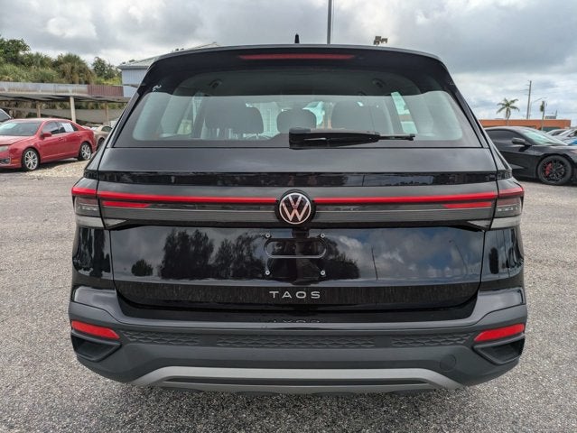 2025 Volkswagen Taos S