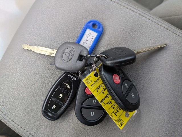 2013 Toyota Highlander Base