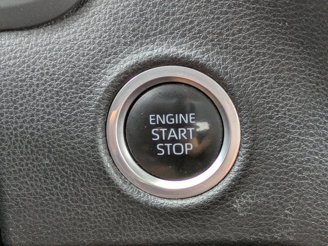 2022 Toyota Tundra 4WD SR5