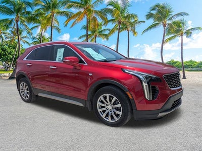 2022 Cadillac XT4 FWD Premium Luxury