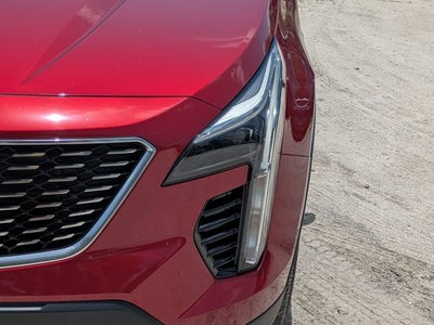 2022 Cadillac XT4 FWD Premium Luxury