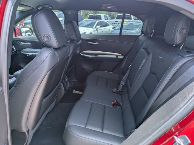 2022 Cadillac XT4 FWD Premium Luxury