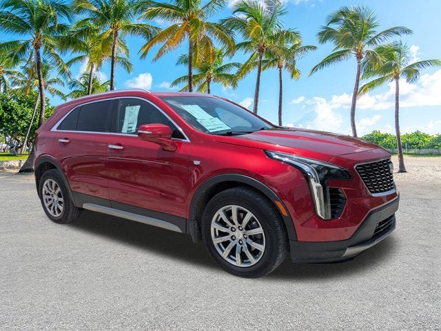 2022 Cadillac XT4 FWD Premium Luxury