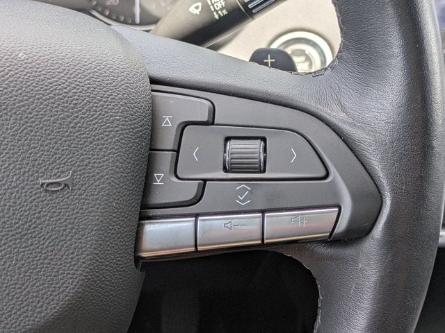 2022 Cadillac XT4 FWD Premium Luxury
