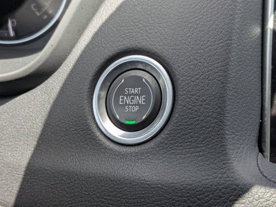 2022 Cadillac XT4 FWD Premium Luxury