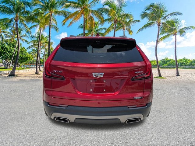 2022 Cadillac XT4 FWD Premium Luxury