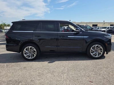 2025 Lincoln Navigator Reserve