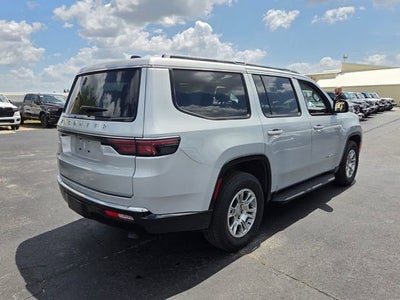 2024 Jeep Wagoneer Base