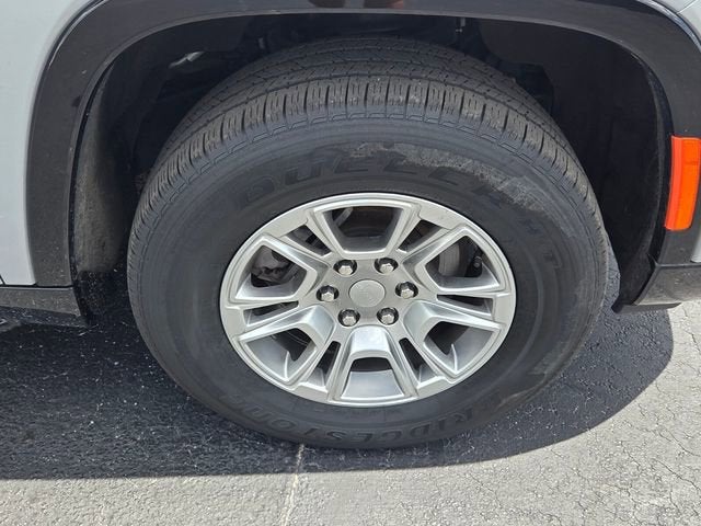 2024 Jeep Wagoneer Base