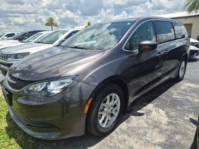 2017 Chrysler Pacifica Touring