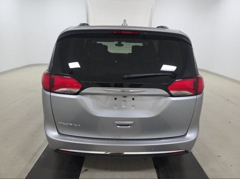 2020 Chrysler Pacifica Touring L Plus