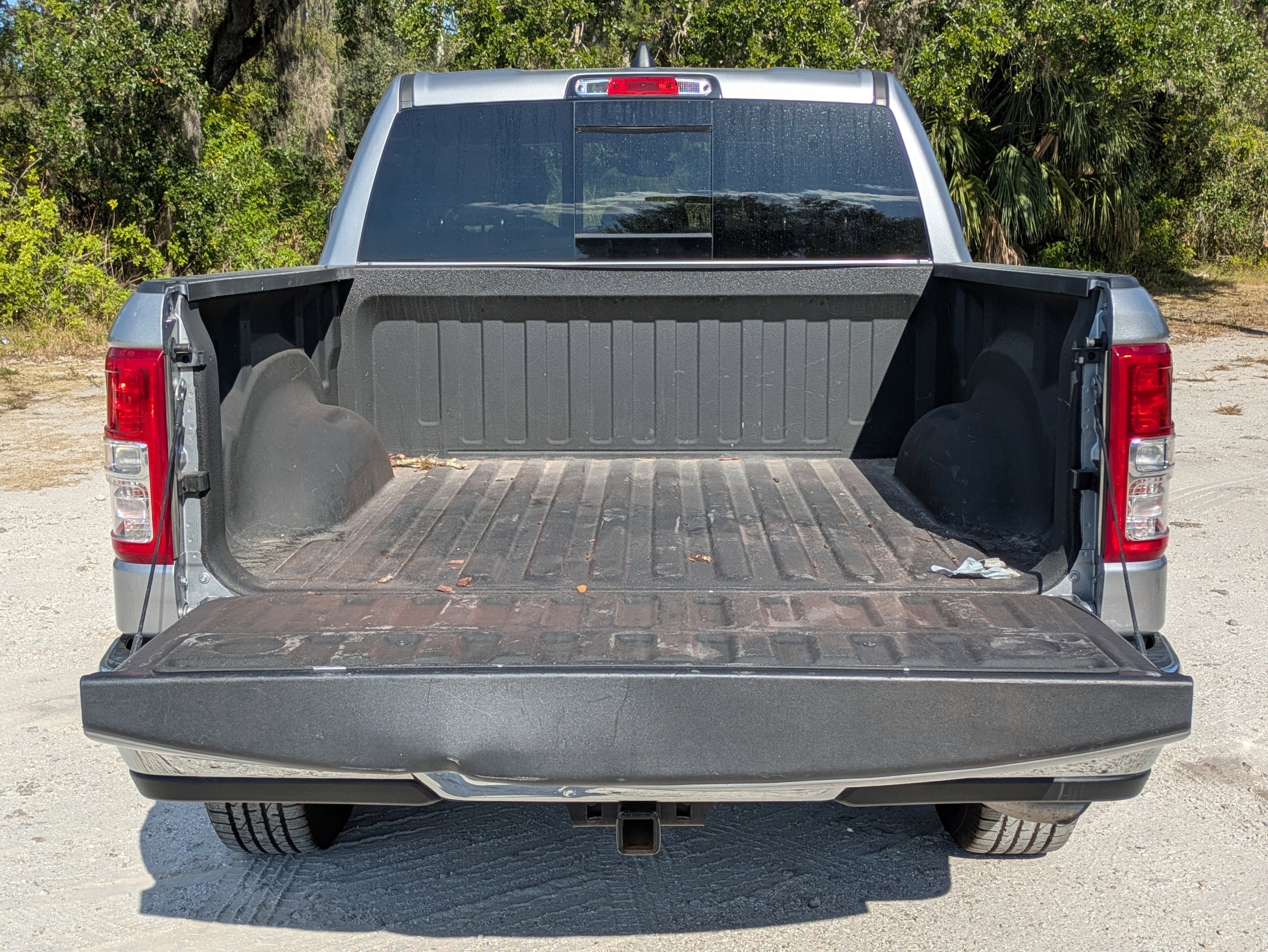 2022 RAM 1500 Big Horn Crew Cab 4x4 5'7" Box