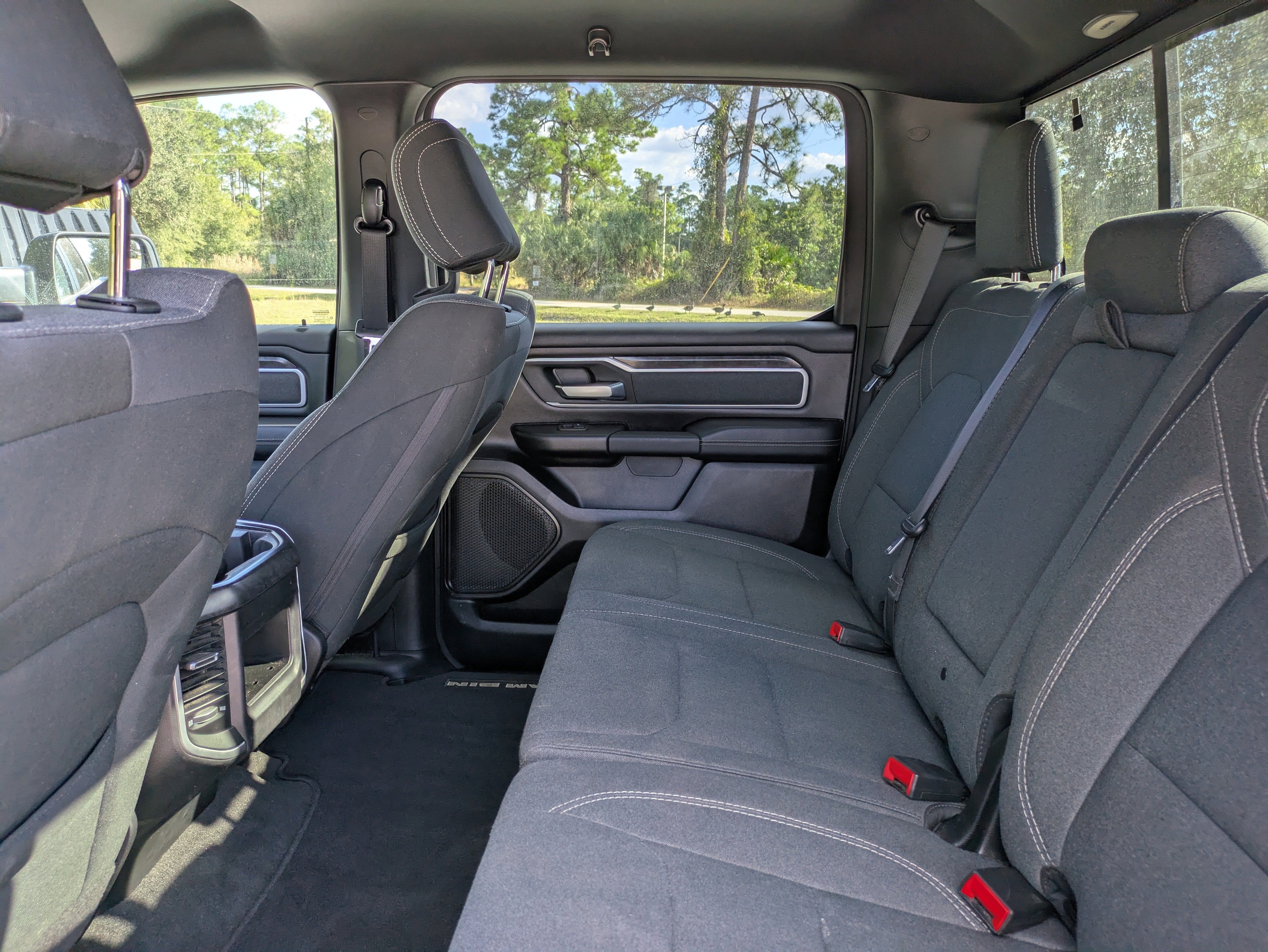 2022 RAM 1500 Big Horn Crew Cab 4x4 5'7" Box