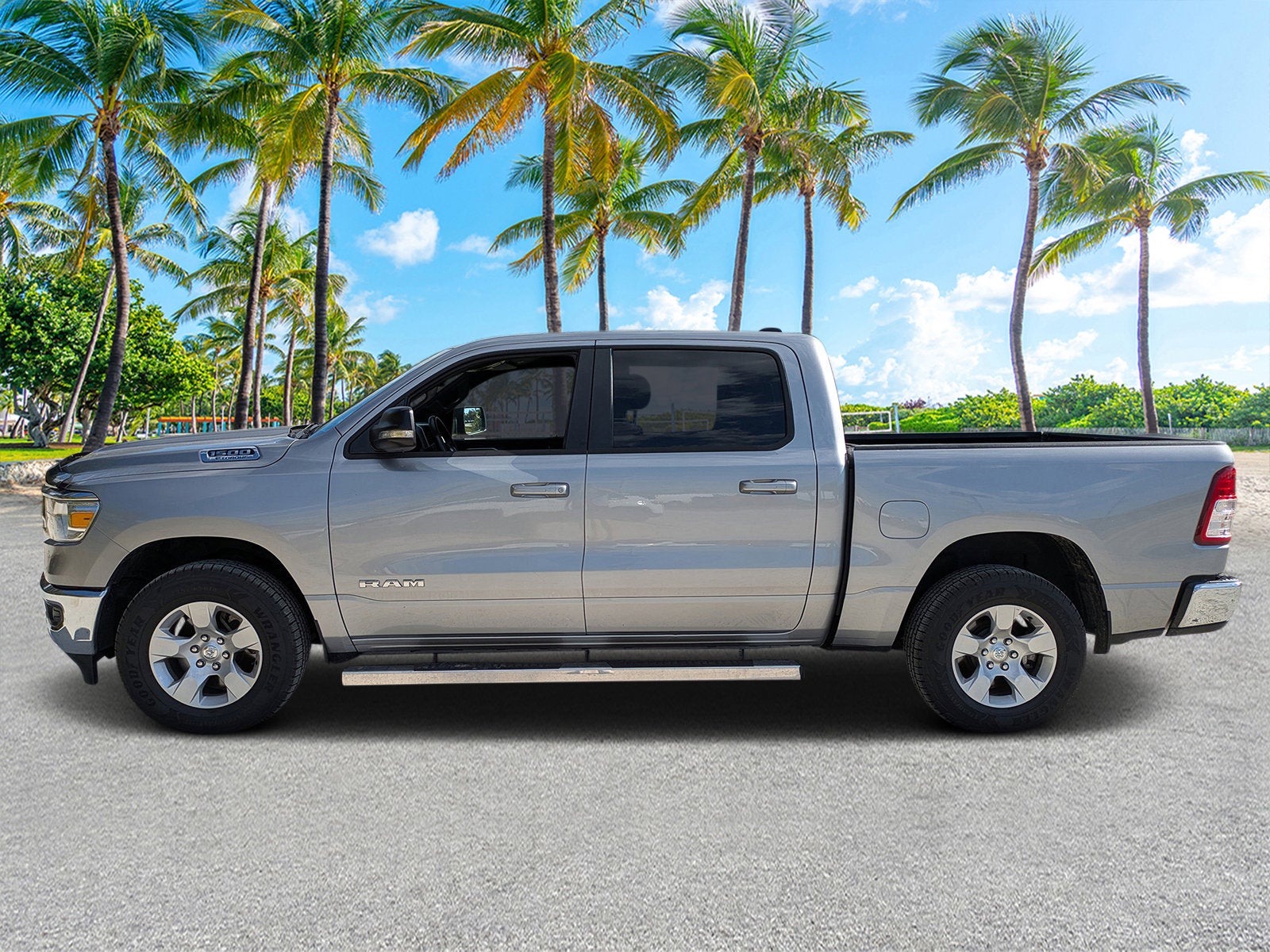 2022 RAM 1500 Big Horn Crew Cab 4x4 5'7" Box