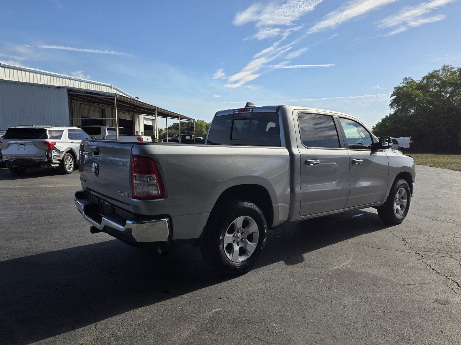 2022 RAM 1500 Big Horn Crew Cab 4x4 5'7" Box