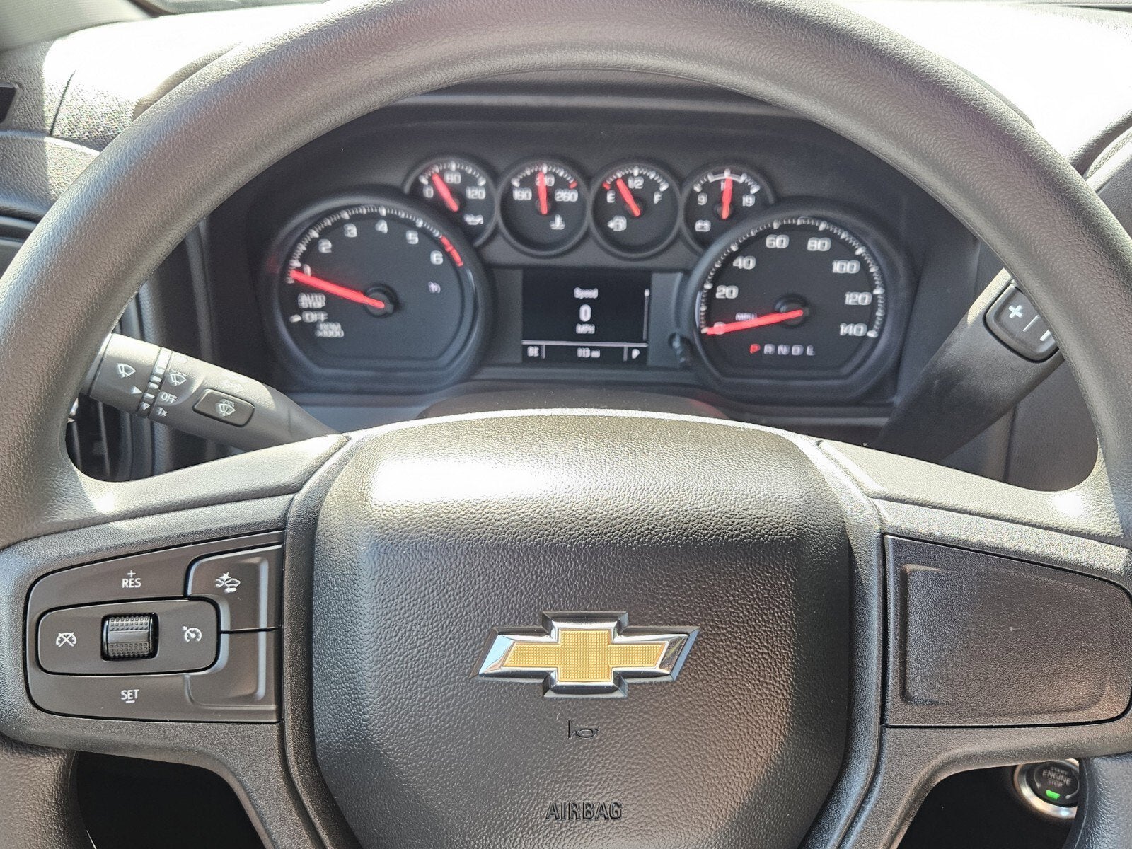 2025 Chevrolet Silverado 1500 Custom