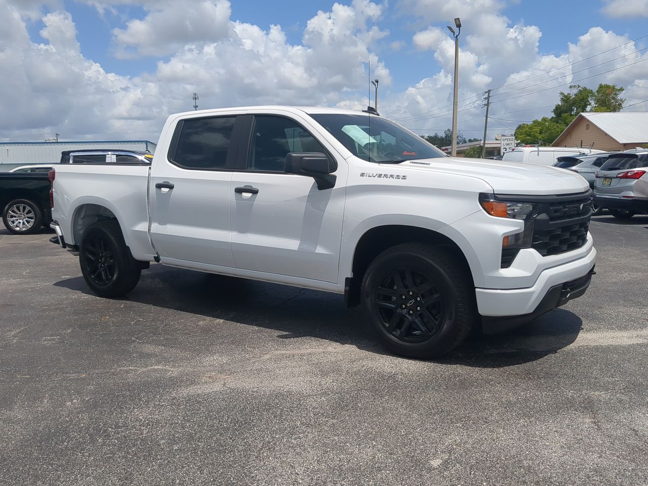 2025 Chevrolet Silverado 1500 Custom