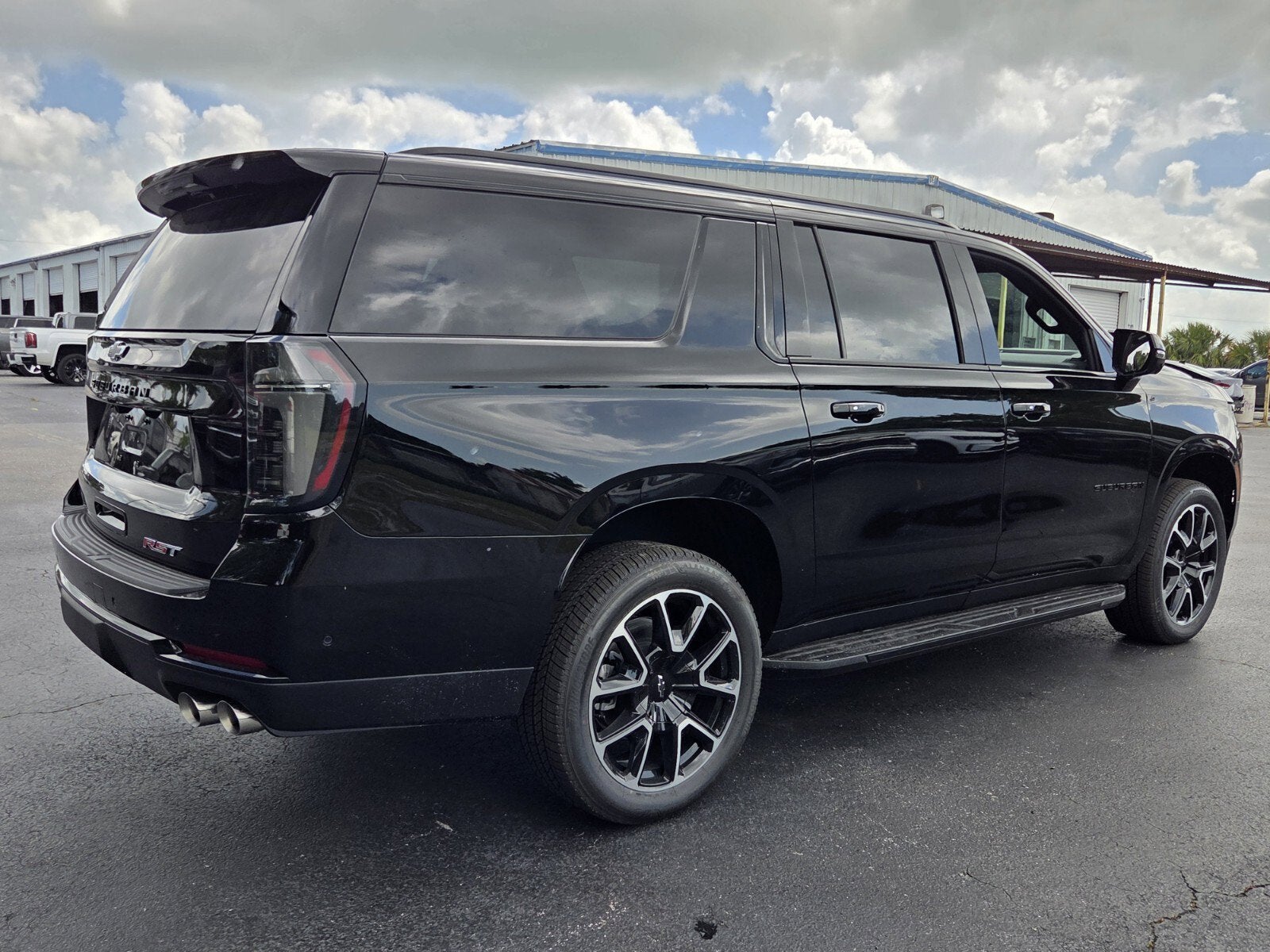 2026 Chevrolet Suburban RST