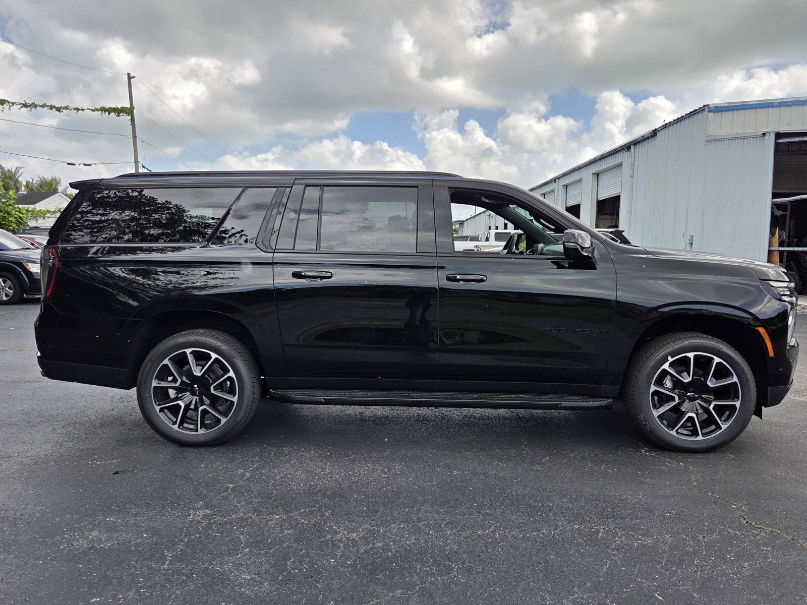 2026 Chevrolet Suburban RST