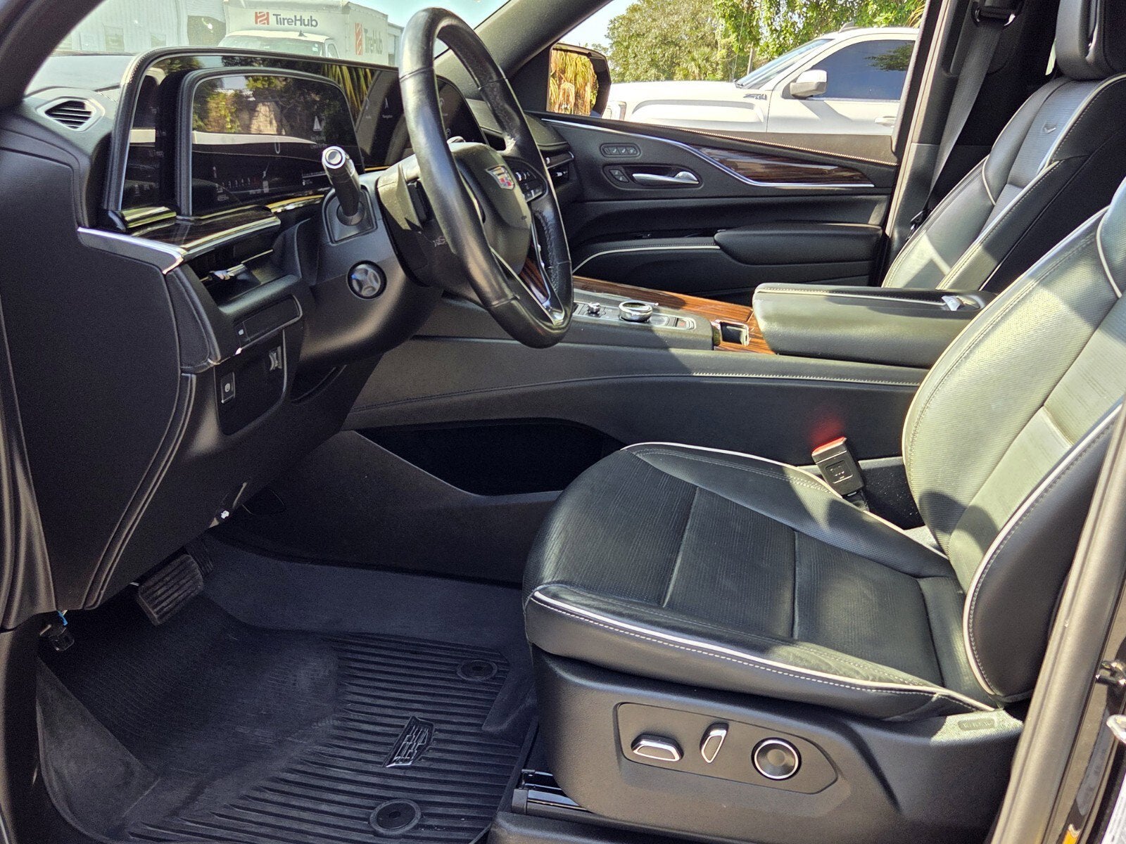 2021 Cadillac Escalade Premium Luxury