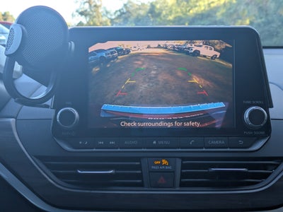 2023 Nissan Altima SV FWD