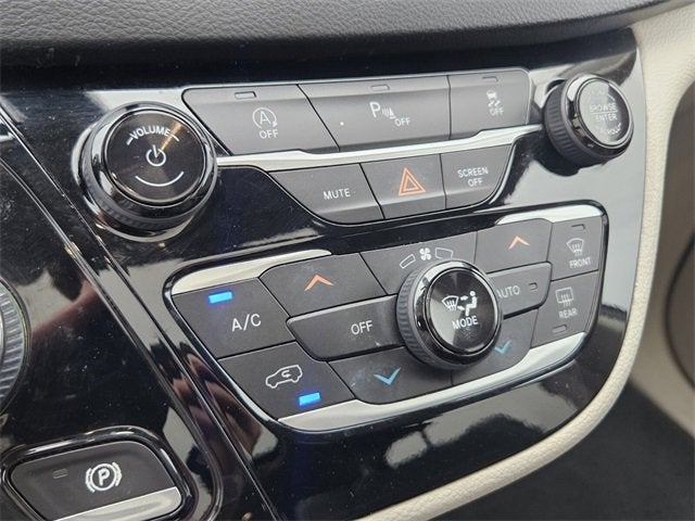 2020 Chrysler Pacifica Limited