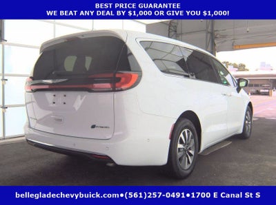 2023 Chrysler Pacifica Hybrid Touring L