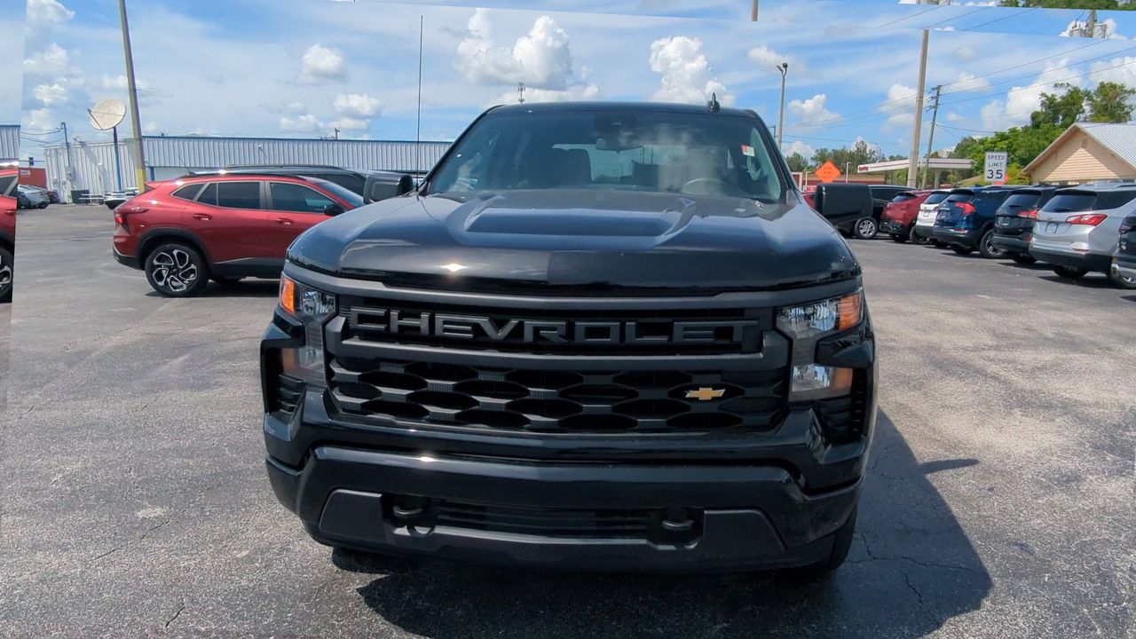 2025 Chevrolet Silverado 1500 Custom