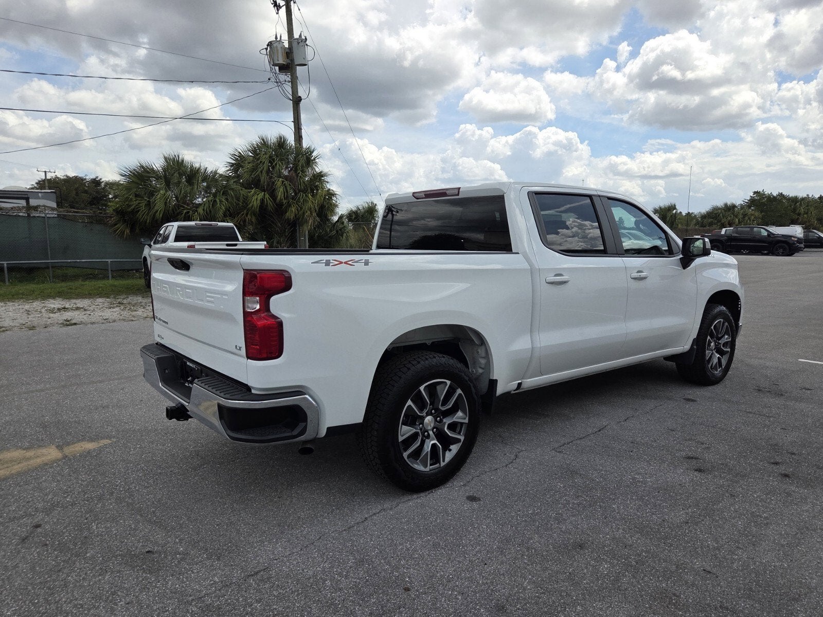 2025 Chevrolet Silverado 1500 LT (2FL)