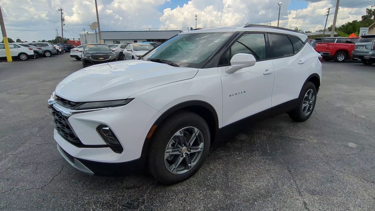 2025 Chevrolet Blazer 2LT