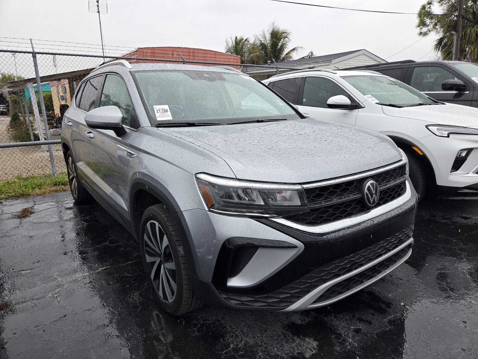 2024 Volkswagen Taos SE