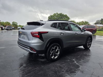 2025 Chevrolet Trax LT