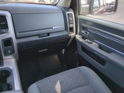 2018 RAM 1500 Big Horn Crew Cab 4x4 5'7" Box