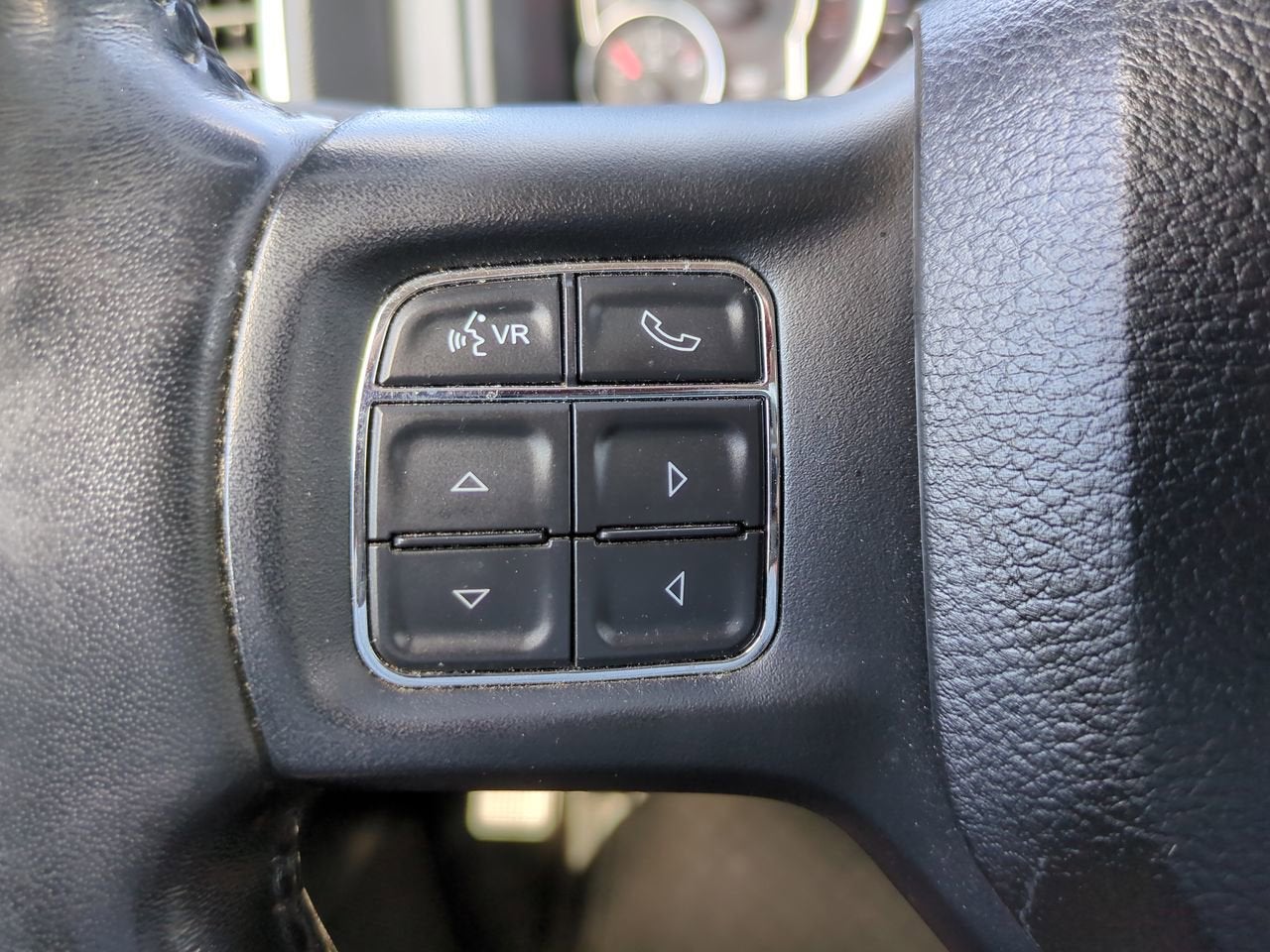 2018 RAM 1500 Big Horn Crew Cab 4x4 5'7" Box