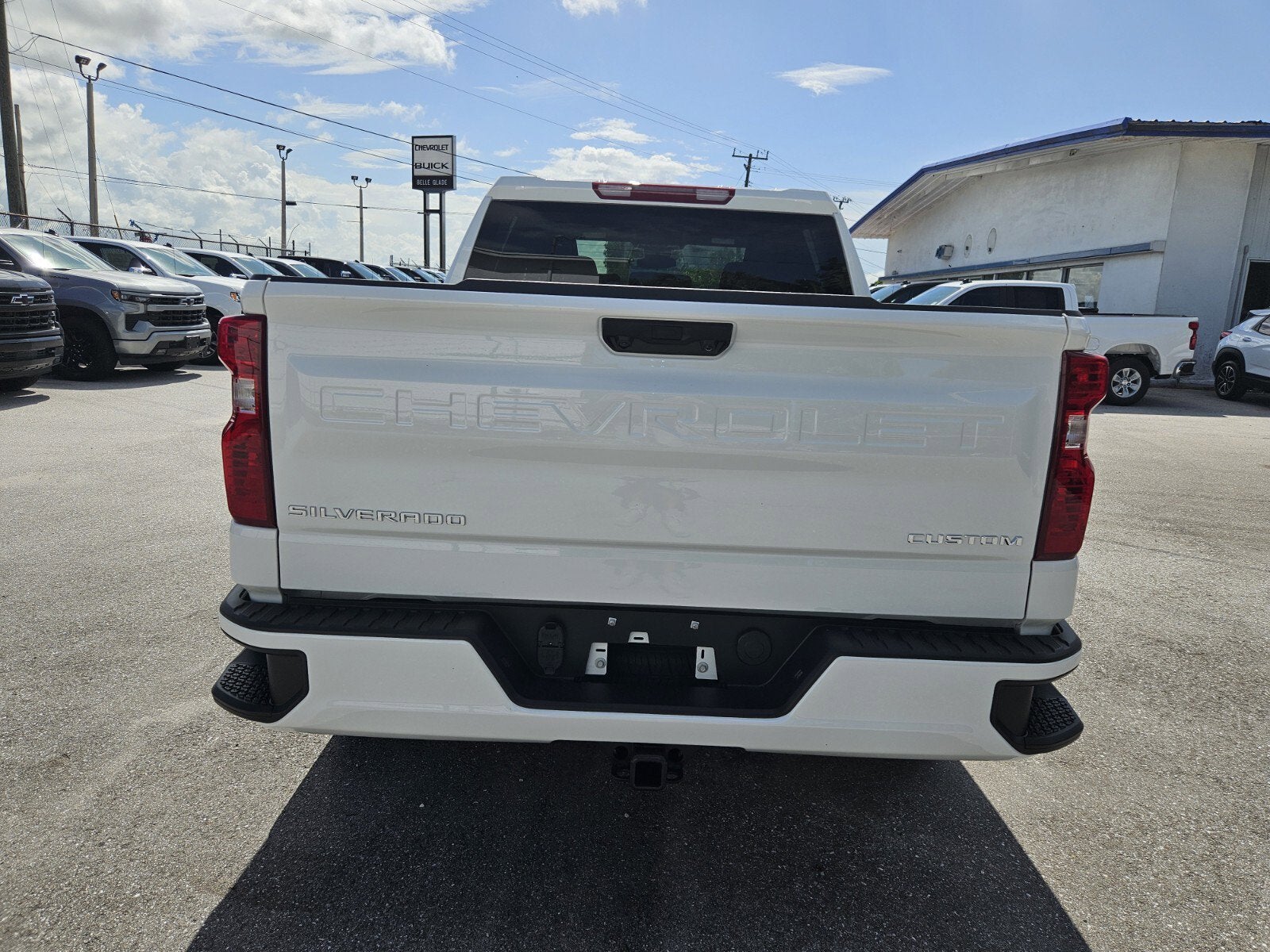 2025 Chevrolet Silverado 1500 Custom