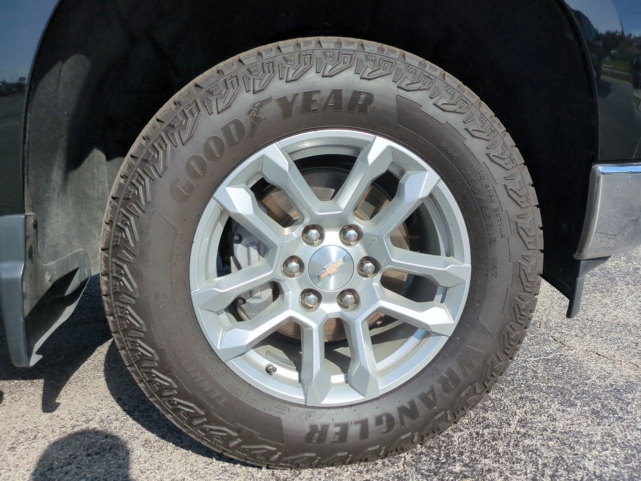 2023 Chevrolet Silverado 1500 LT (2FL)