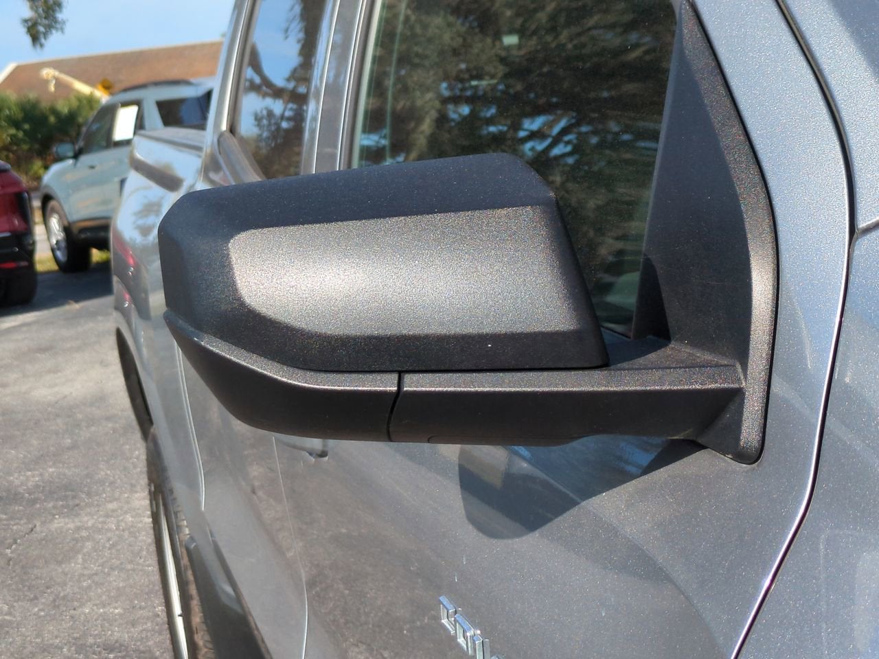 2023 Chevrolet Colorado WT