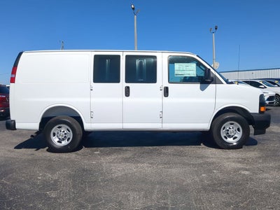 2025 Chevrolet Express Cargo 2500 WT