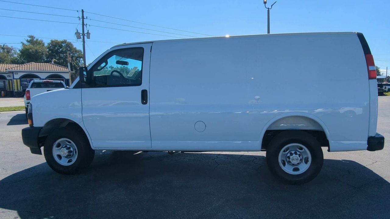 2025 Chevrolet Express Cargo 2500 WT
