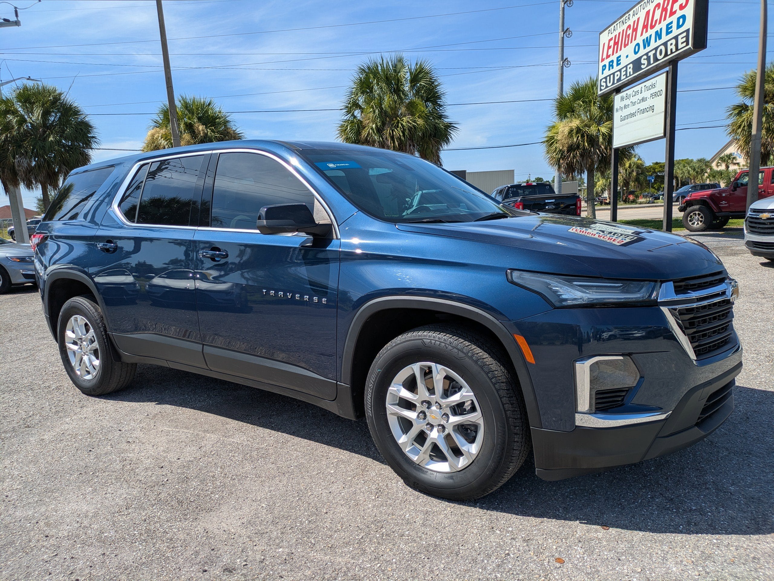 2023 Chevrolet Traverse LS