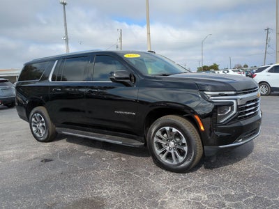 2025 Chevrolet Suburban LT