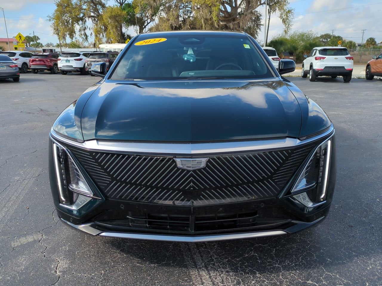 2024 Cadillac LYRIQ Tech