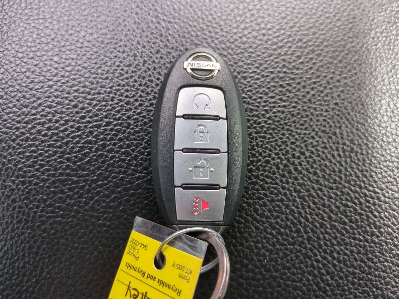 2017 Nissan TITAN SL