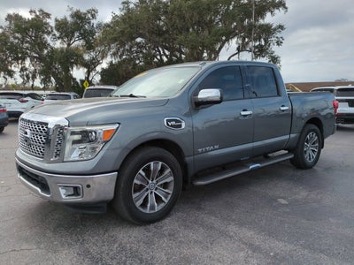 2017 Nissan TITAN SL