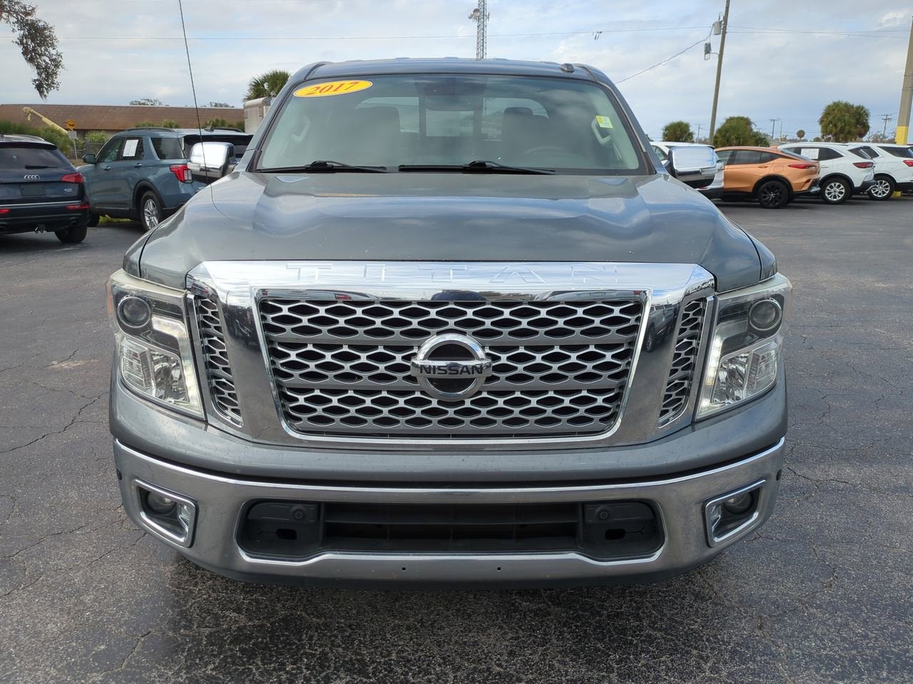 2017 Nissan TITAN SL